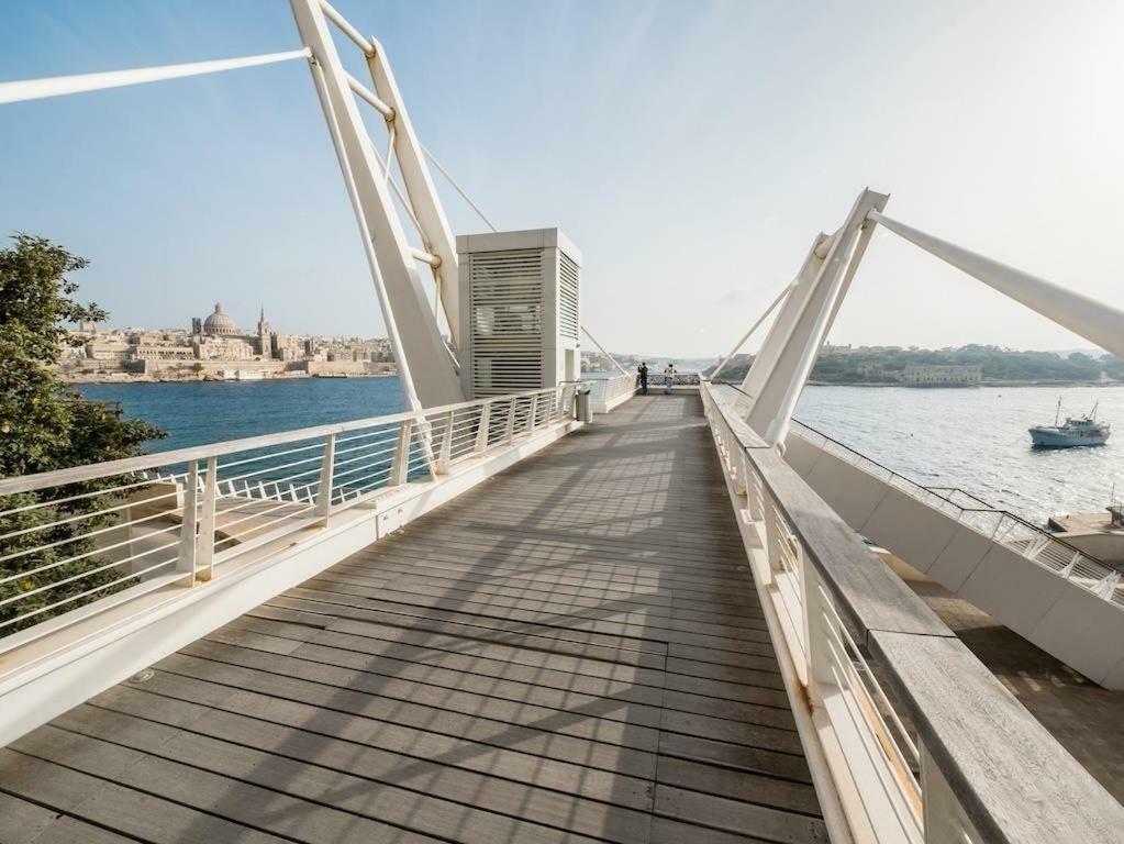 Apartamento Cosy 1Br Penthouse With Terrace, Great Location Gzira Exterior foto